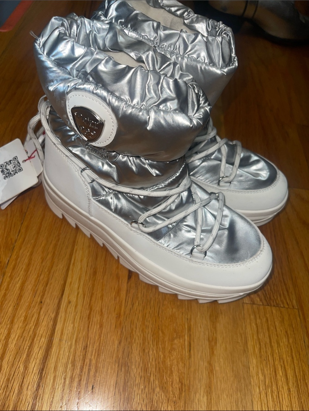As is Pajar metallic silver boots size size 5 eu 36
